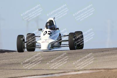 media/Oct-26-2025-CalClub SCCA (Sun) [[8ce1e69566]]/Group 6/Grapevine/